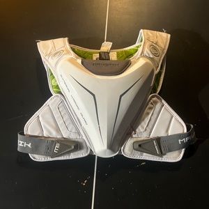 Maverik Men's M5 EKG Speed Pad. SIZE L